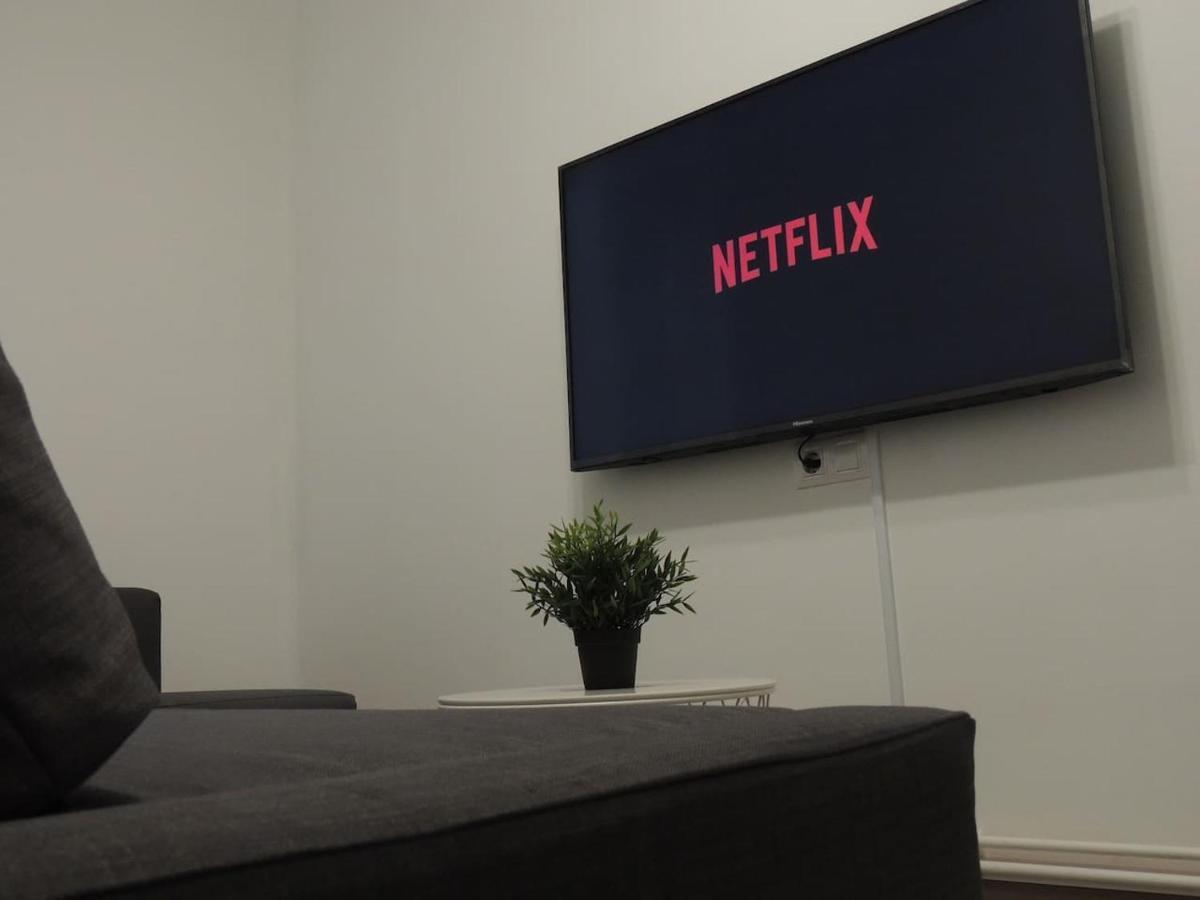 Precioso Piso En Oviedo, Parking, Wifi Y Netflix By Delabra Apartments Luaran gambar